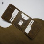 Theo Trifold Wallet Oil Pull Up Camel - Image 2