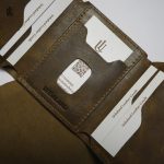Theo Trifold Wallet Oil Pull Up Camel - Image 5