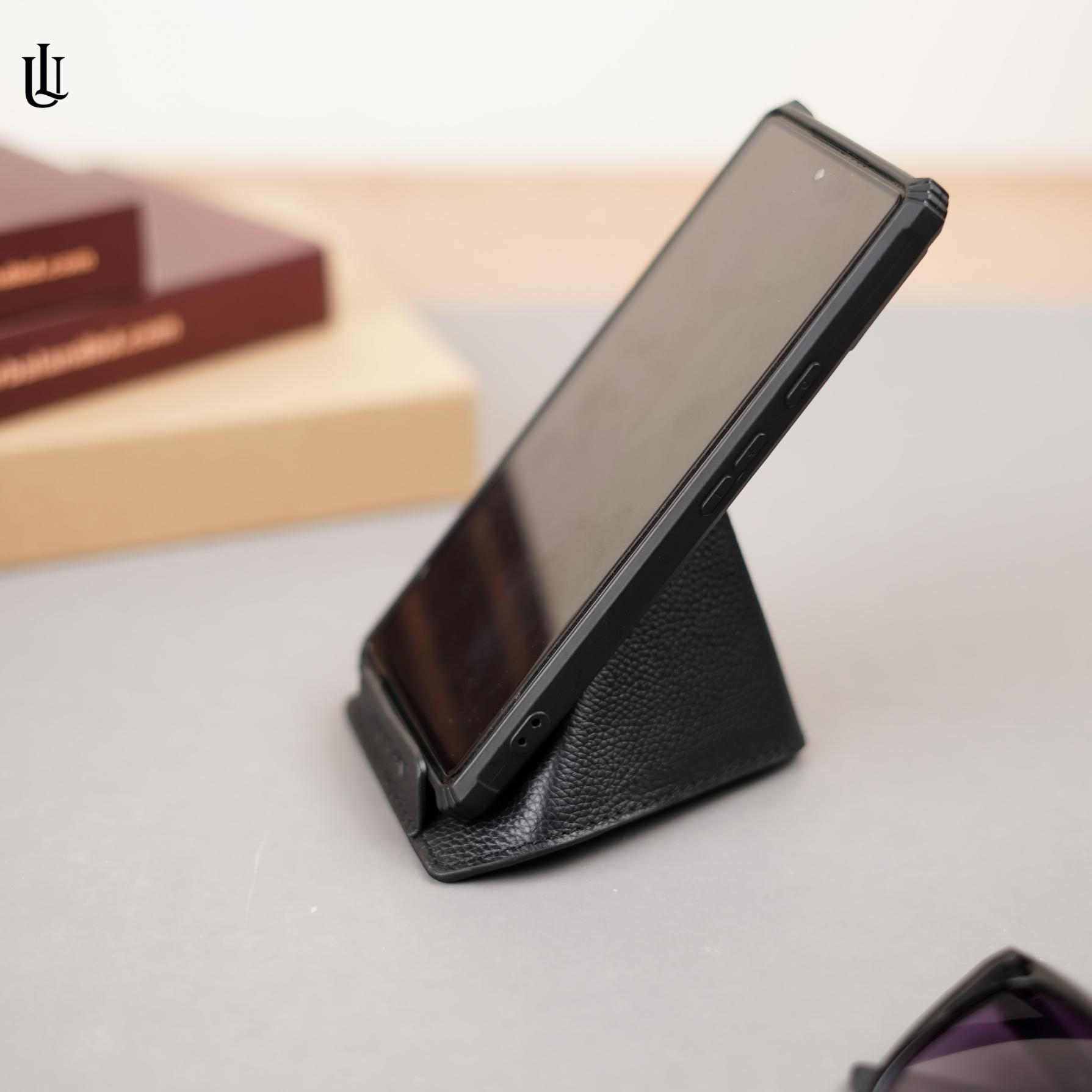 R_M01838 Urbaland Triangle Desk Mobile Stand - Image 1