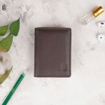 Jude Cardholder - Chocolate - Image 4