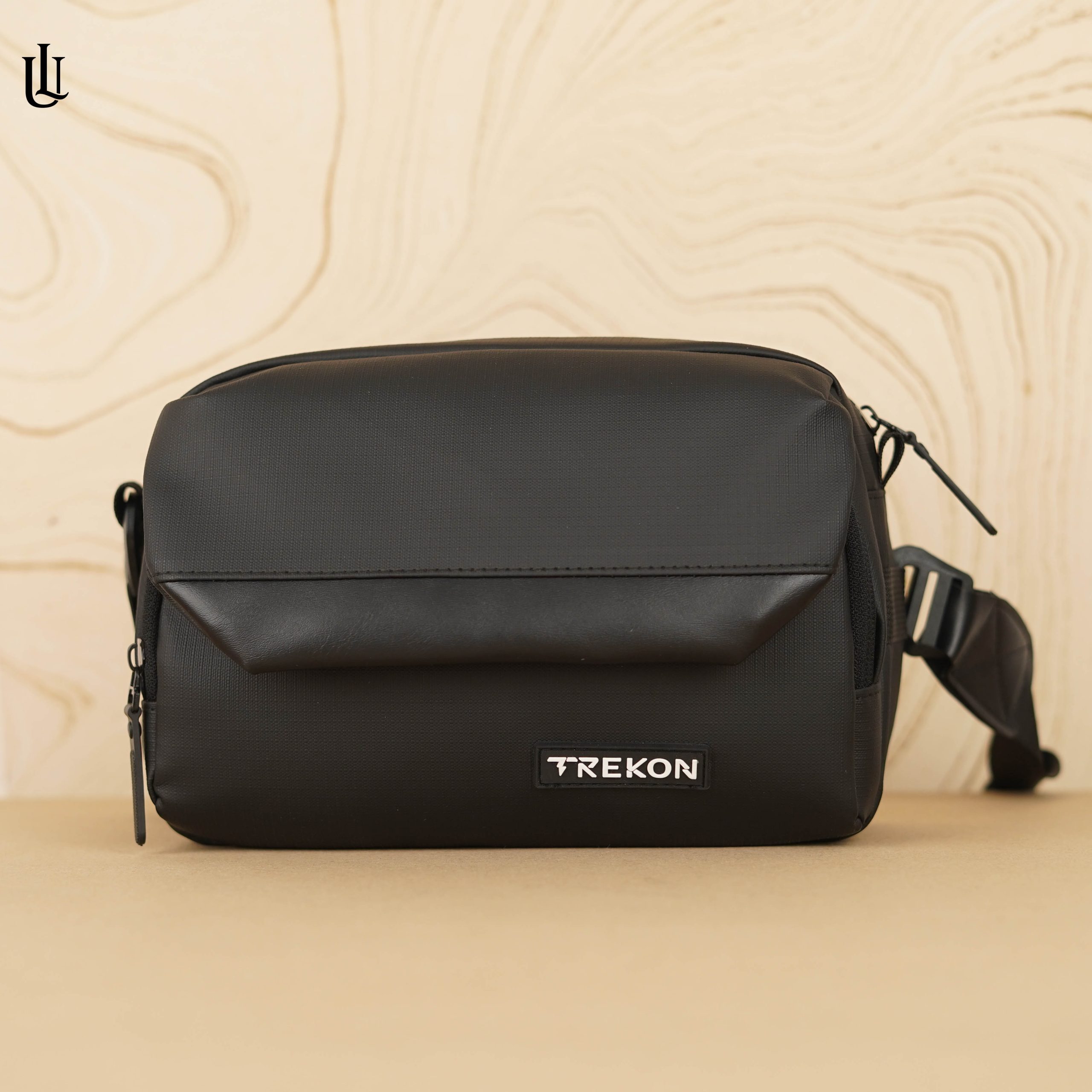 R_M02049 Trekon Crossbody Bag CB003 - Black - Image 1